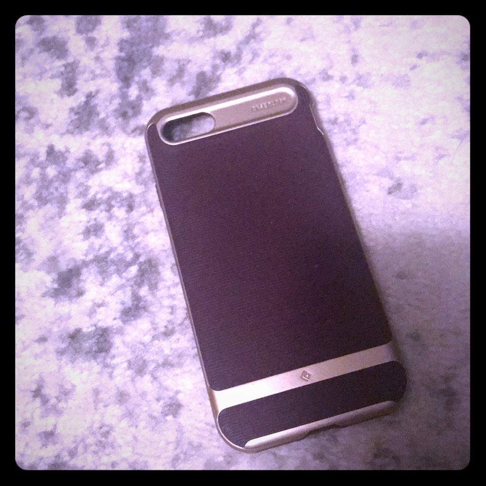 Burgundy iPhone 7 case
